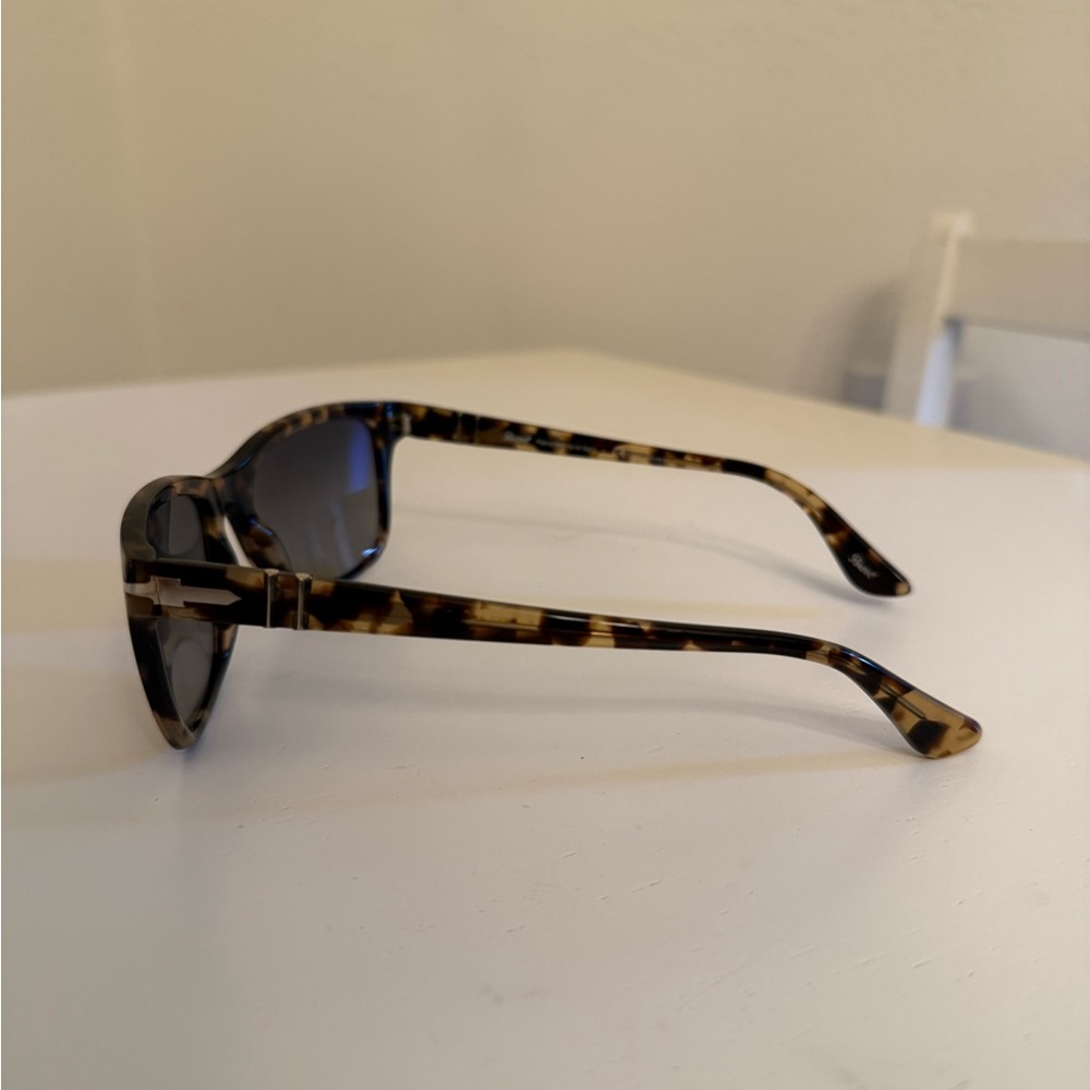 Persol Sunglasses - Picture 5 of 6